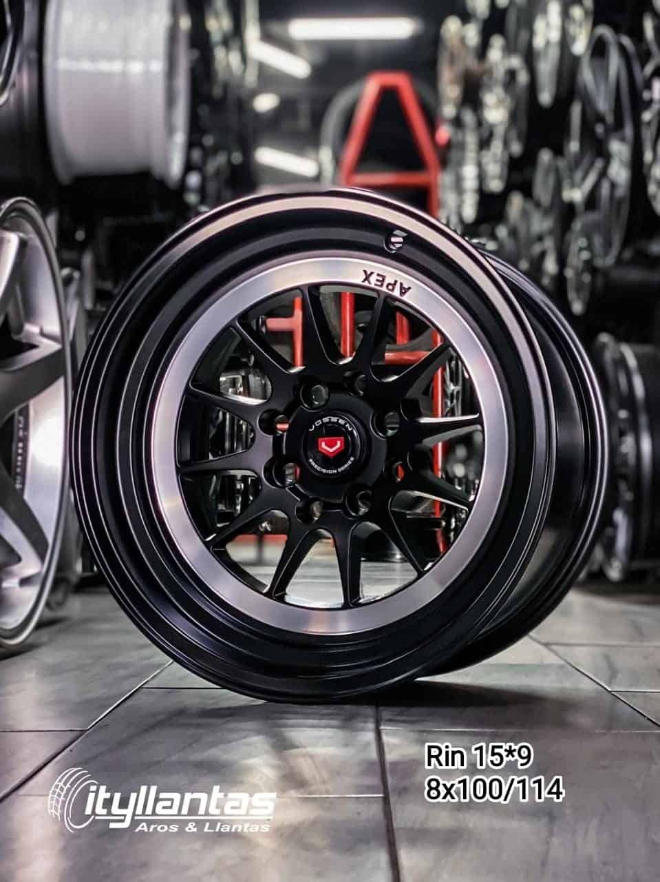 Aro VOSSEN R15 - 9" (8x100/114)