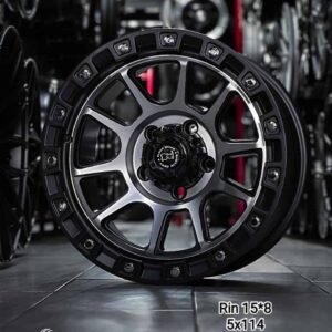Aro BLACK RHINO R15 - 8" (5x114)