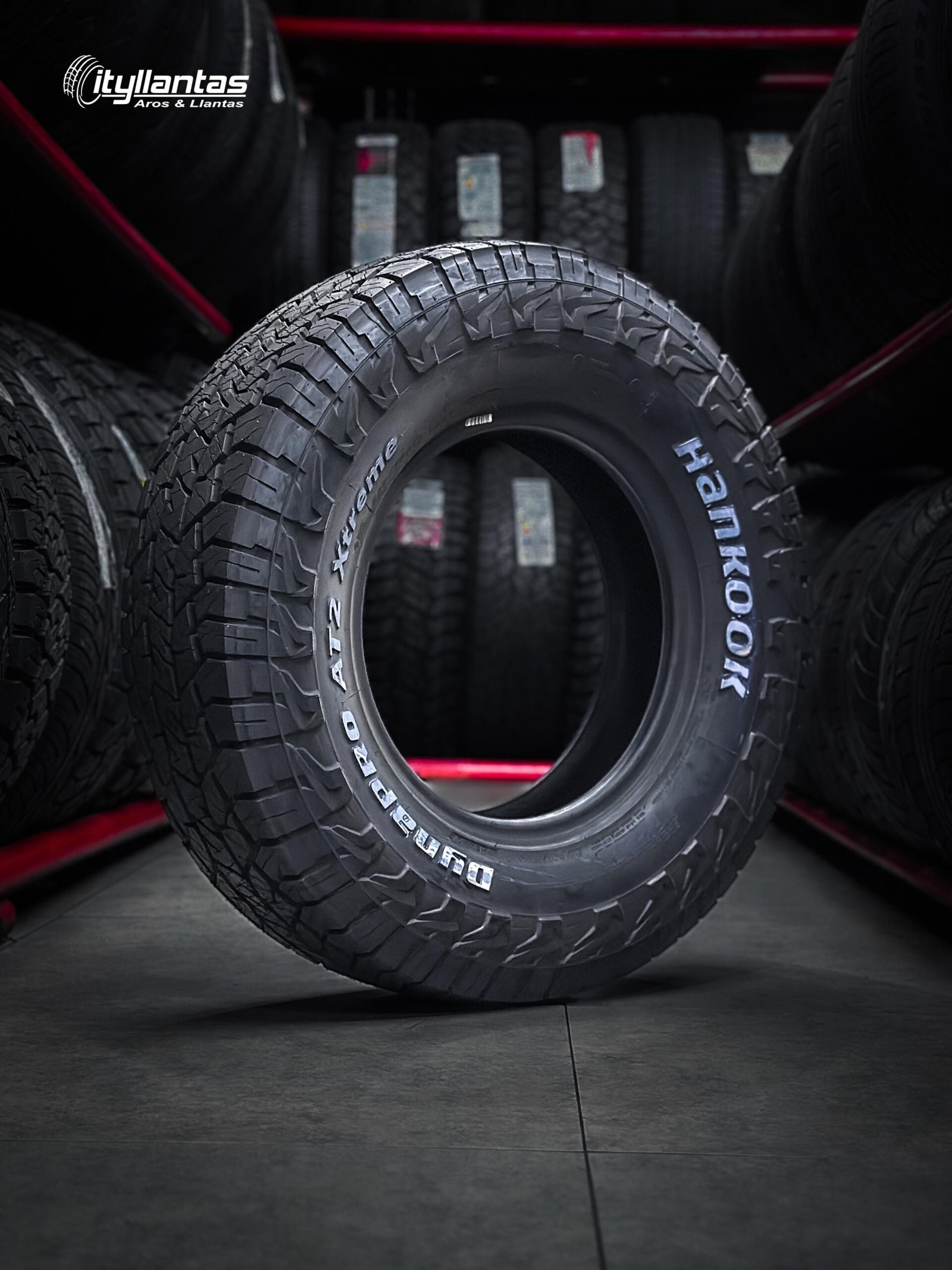 Llanta Hankook 235/75/R15 Dynapro AT2, Xtreme RF12