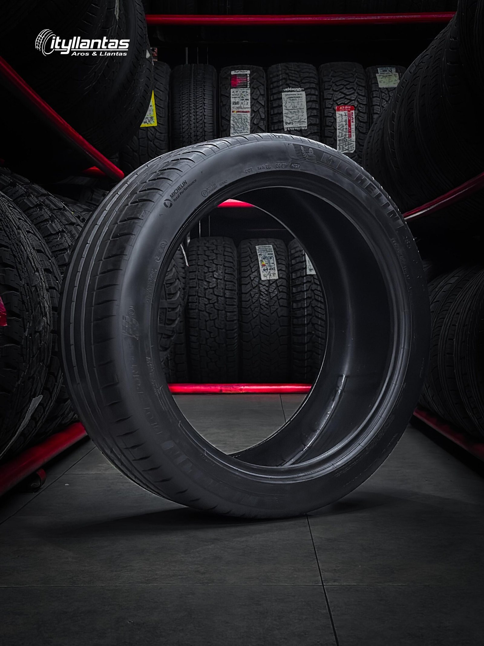 Llanta Michelin 285/40/R22 PILOT SPORT 4S
