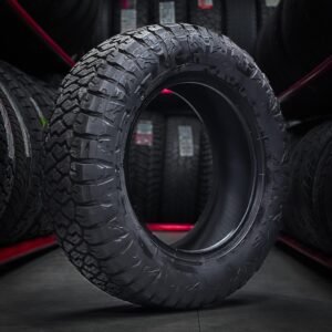 Llanta Maxxis 235/65/R17 RAZR AT-811